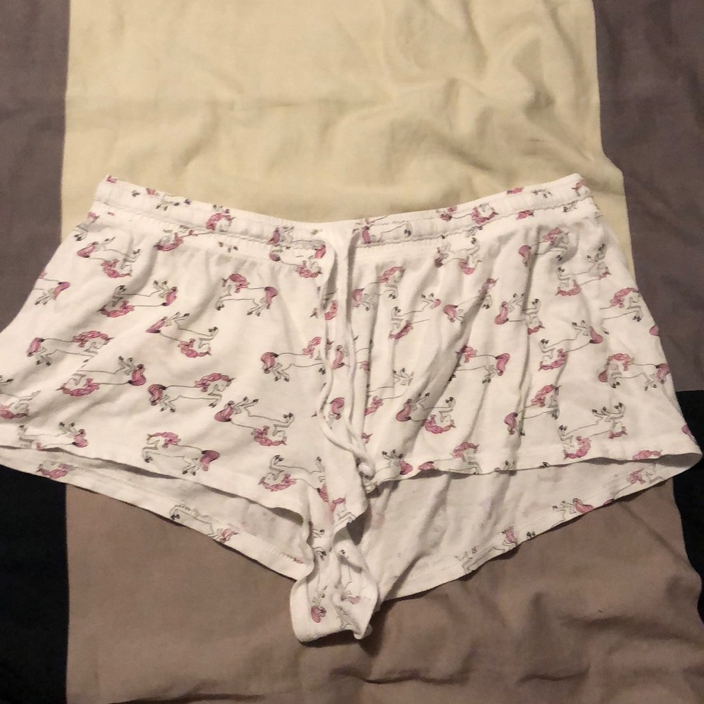 White with unicorn pattern pajama shorts